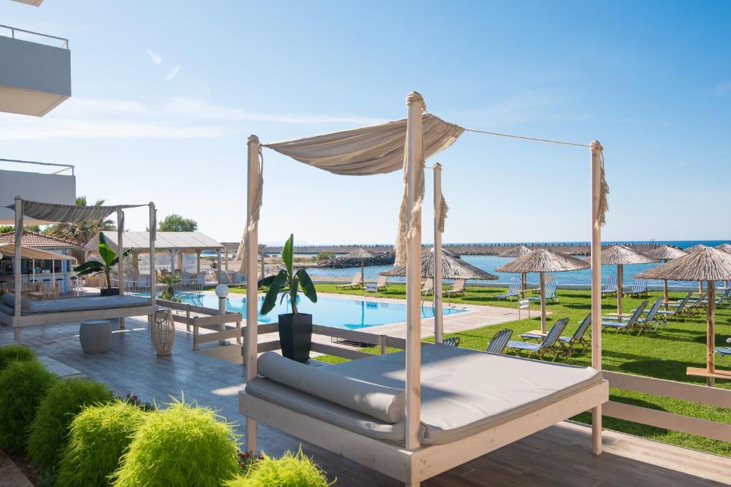 Kréta z Prahy na týden do skvěle hodnoceného hotelu u pláže za 9 000 Kč (letenky + ubytování, dítě za 2 990 Kč)