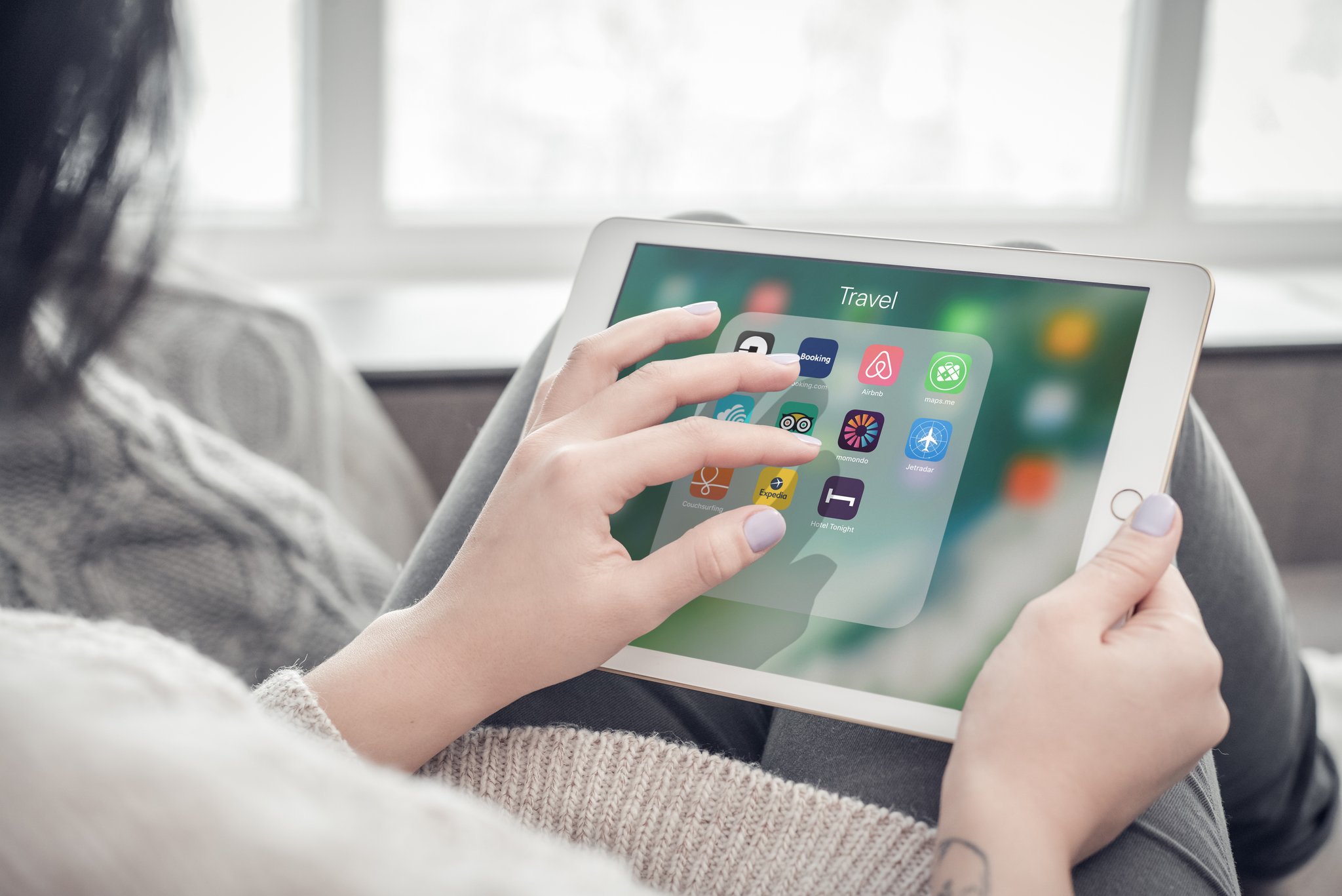 Booking vs. Airbnb: co se vyplatí víc na dovolenou?