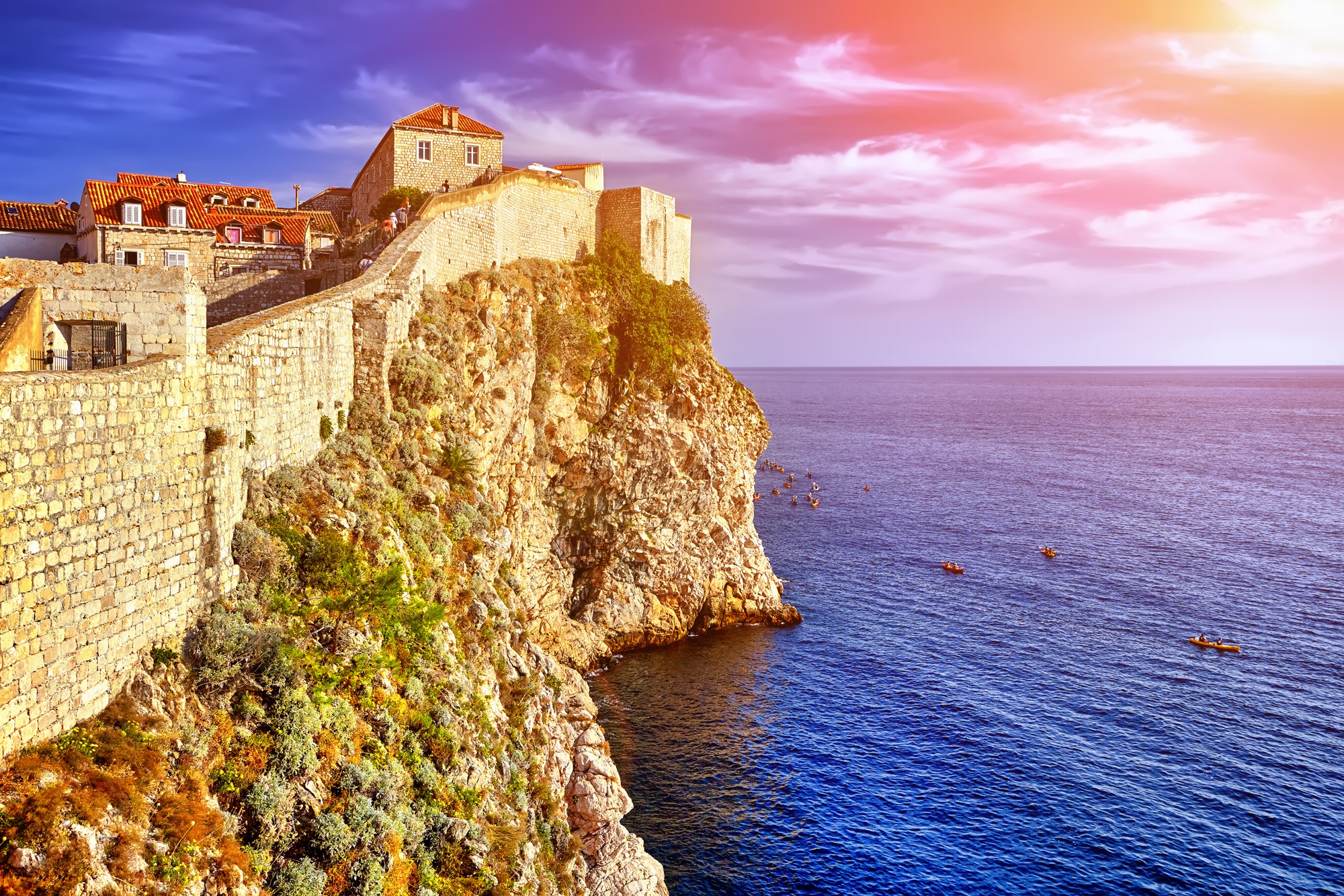 Dubrovnik, výhled z hradeb Dubrovnik, výhled z hradeb.jpg