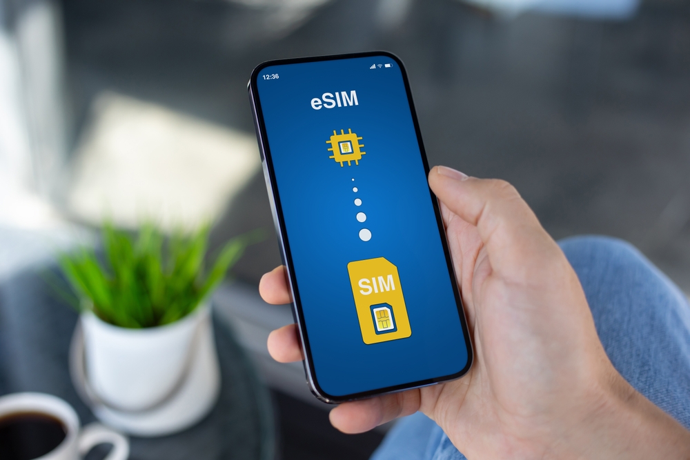 eSIM eSIM.jpg