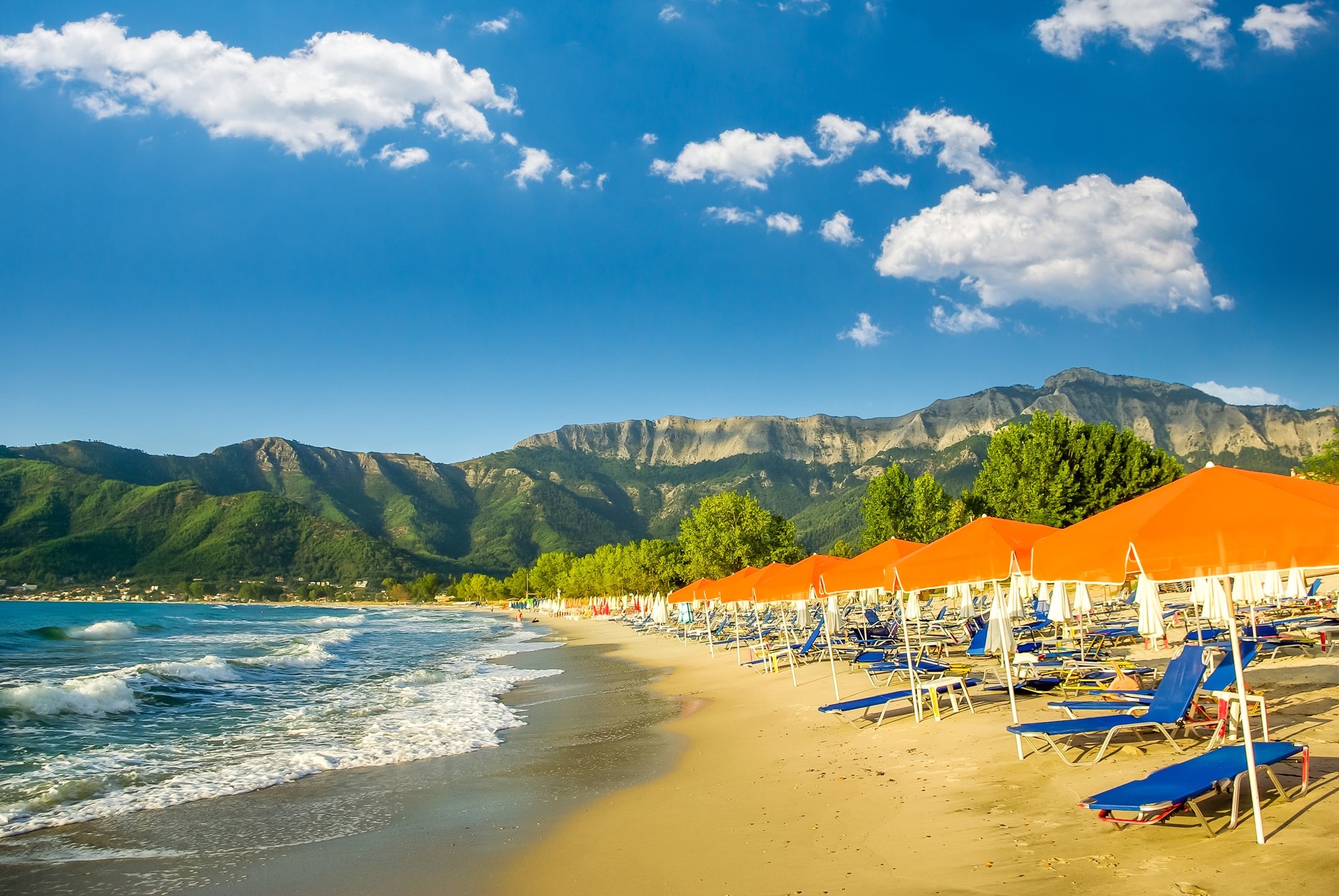 Zájezd na Thassos z Brna či Ostravy na týden do skvěle hodnoceného hotelu s polopenzí za 7 490 Kč!