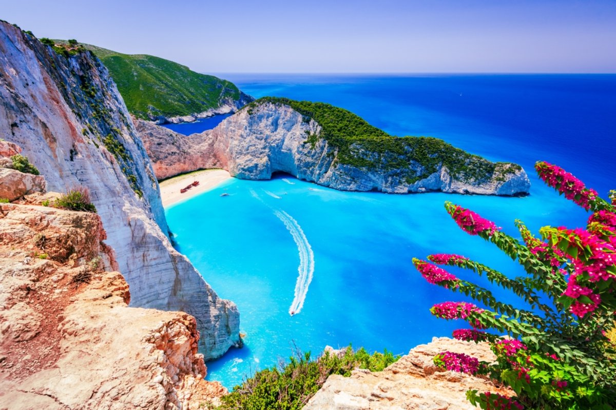 Zájezd na Zakynthos z Prahy na týden do dobře hodnoceného 4* hotelu s ALL INCLUSIVE za 7 990 Kč!