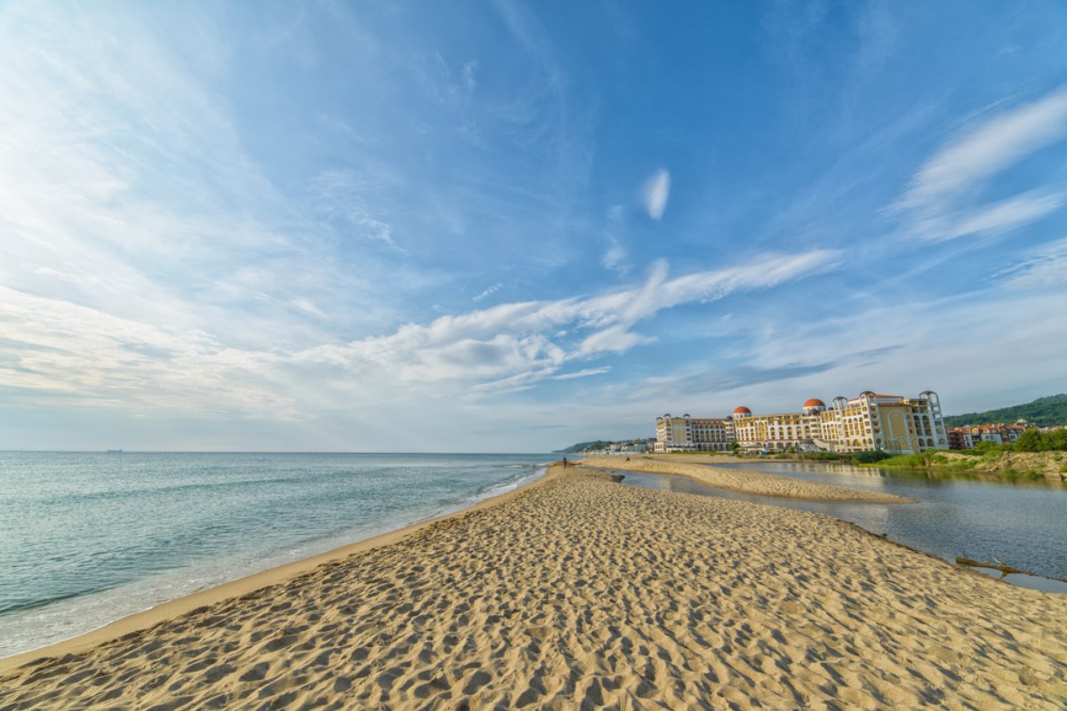 Zájezd do Bulharska z Prahy či Brna na týden do skvěle hodnoceného 4* resortu s ALL INCLUSIVE za 9 490 Kč!