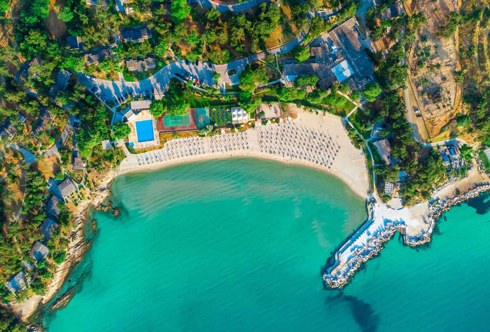 Super last minute zájezd na Thassos z Brna na týden do úžasně hodnoceného 4* hotelu s polopenzí za 6 990 Kč!