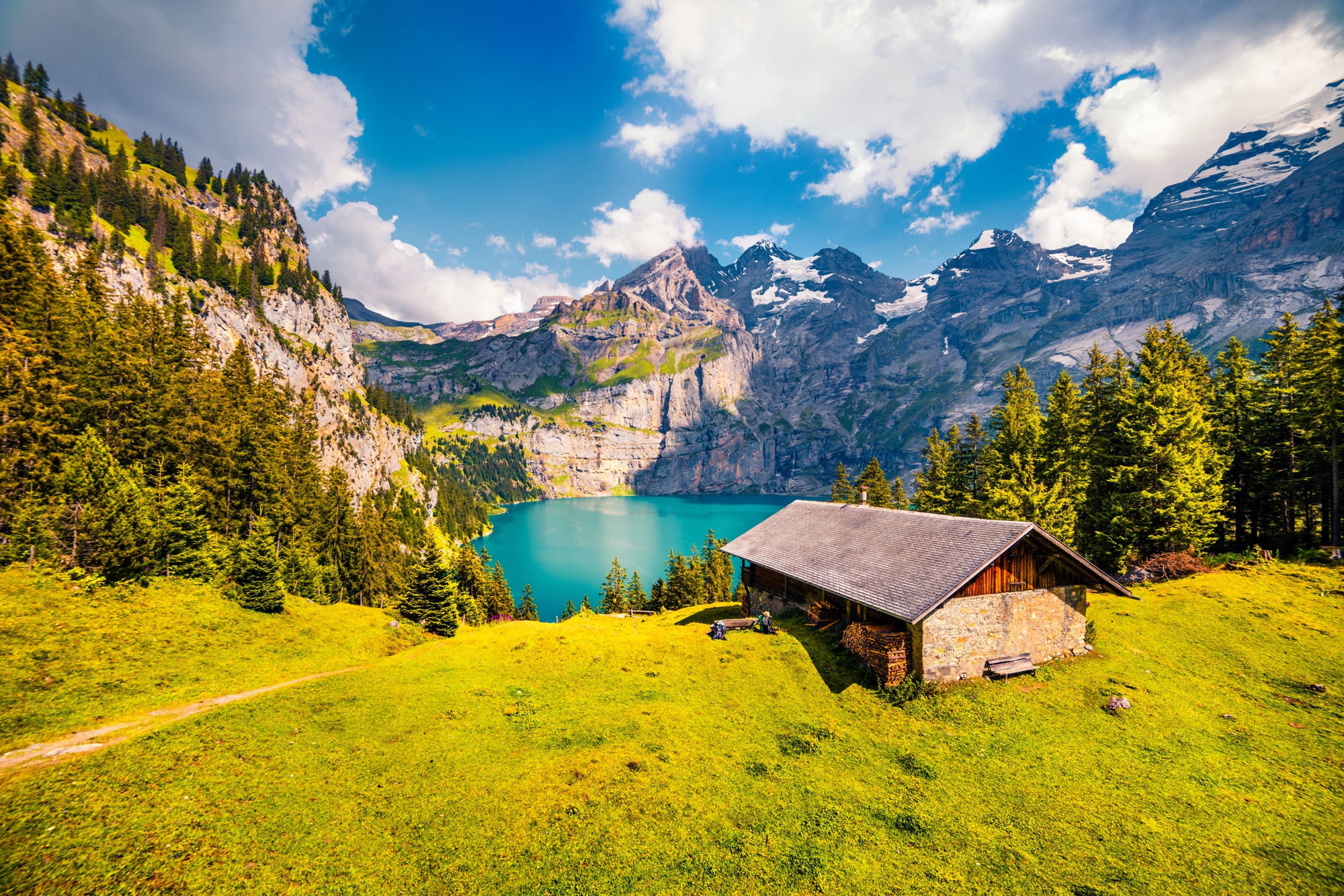 Oeschinensee Lake, švýcarsko Oeschinensee Lake, švýcarsko.jpg