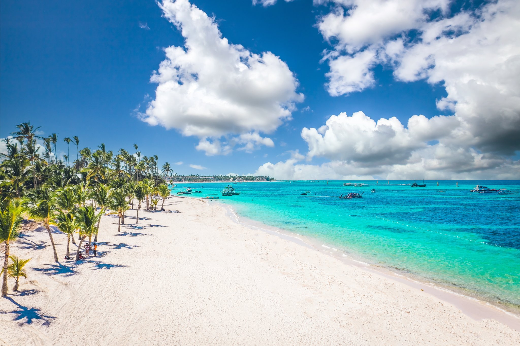 Dominikána přímým letem z Prahy: 5* resort u pláže Bávaro s All Inclusive za 28 990 Kč