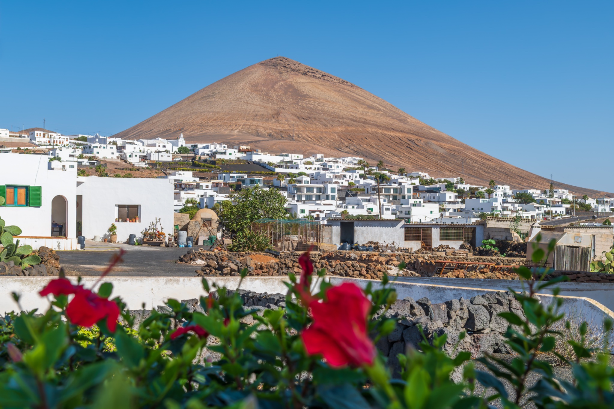 Zájezd na Lanzarote z Prahy na týden do skvěle hodnoceného hotelu s polopenzí za 15 590 Kč!