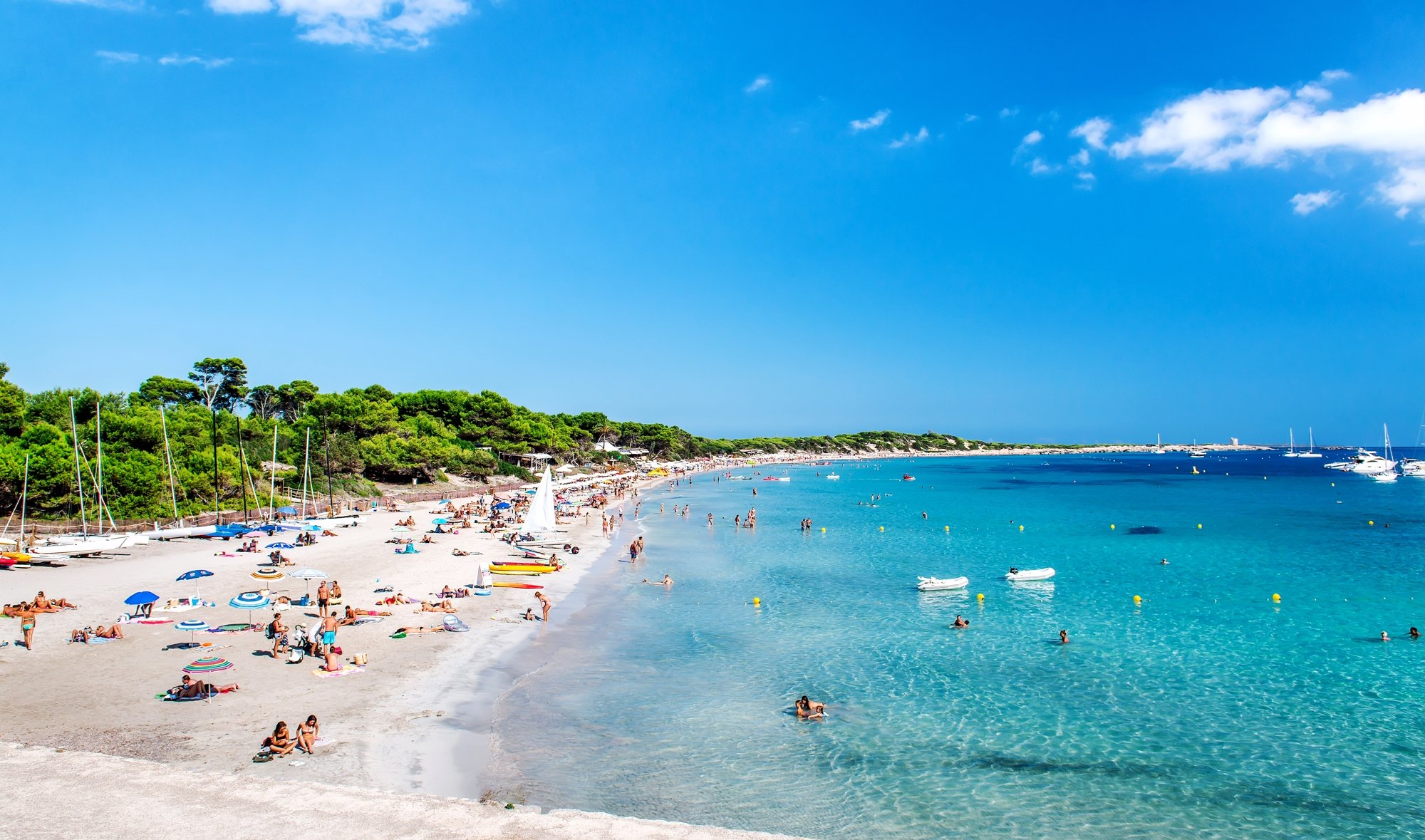 Zájezd na Ibizu z Prahy na týden do skvěle hodnoceného 4* resortu s polopenzí za 12 990 Kč!